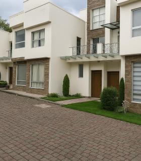 Departamento en Alangasí, Calle San Juan de Dios