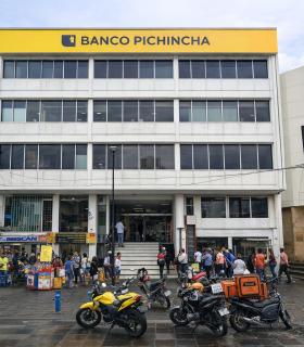 Edificio Comercial en Santo Domingo