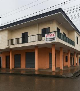 Edificio Comercial en Quevedo