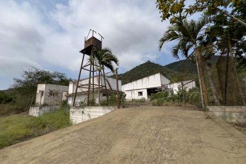Venta de Terreno Rural en Montecristi