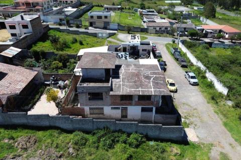 Casa de 3 plantas en Ibarra