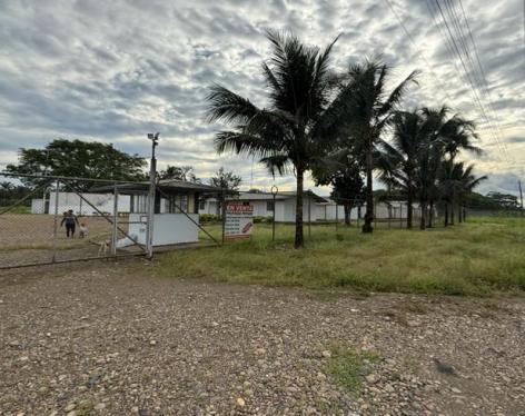 Campamento Petrolero En Venta Ubicado En Una Zona Rural - Industrial