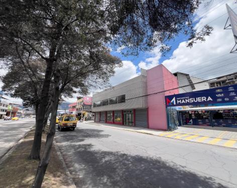 Local comercial con galpón