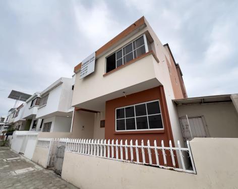 Casa en Venta, Conjunto Acacias II, Cdla Colinas de Rocafuerte, Manta