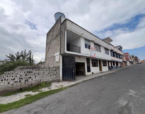Vivienda multifamiliar en Latacunga