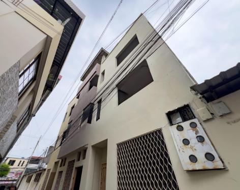 Casa Multifamiliar en el Centro de Portoviejo, Manabí
