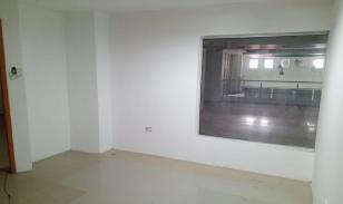 Edificio comercial en Machala