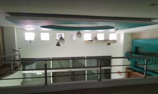 Edificio comercial en Machala