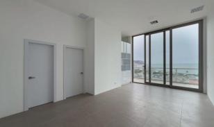 Penthouse de lujo con vista al mar