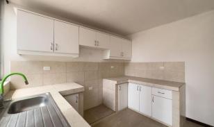 Vivienda de 2 Plantas en Av. El Retorno