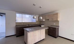 Casa En Venta, Aplica Crédito Vip 4.87%, Sector Huertos Familiares Azaya, Ibarra