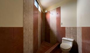 Vivienda Multifamiliar De Tres Niveles