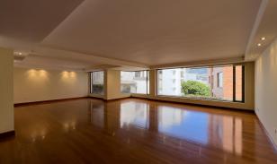 Departamento Dúplex en Venta en Bellavista, Quito