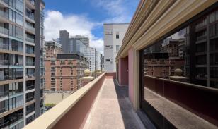Departamento con balcón y terraza privada en La República del Salvador