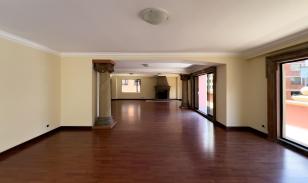 Departamento con balcón y terraza privada en La República del Salvador
