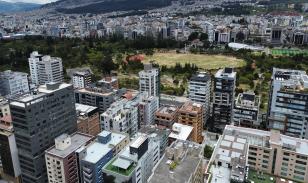 Departamento con balcón y terraza privada en La República del Salvador
