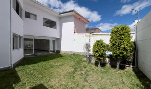 Casa en venta, Conocoto, Conjunto Fairyland, Av. Chillo Jijón