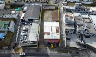Local comercial / Galpón sector El Condado sobre Avenida Occidental