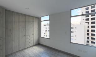 Departamento en venta, Edificio Moscú, Sector República del Salvador, Quito