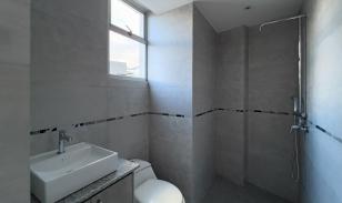 Departamento en venta, Edificio Moscú, Sector República del Salvador, Quito