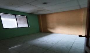 Casa de dos pisos en venta en Quevedo