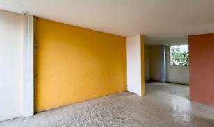 Oportunidad Residencial en Montecristi: Vivienda Bifamiliar con Potencial de Desarrollo