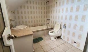 Casa de 3 Niveles en Urbanización Privada – Espacio, Seguridad y Confort en Cuenca