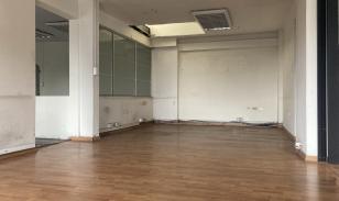 Local Comercial en venta en la Av. La Coruña