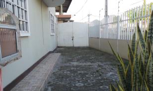 Casa en Venta – Conjunto Habitacional Residenzza, Portoviejo, Manabí