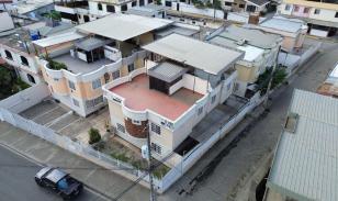 Casa en Venta – Conjunto Habitacional Residenzza, Portoviejo, Manabí