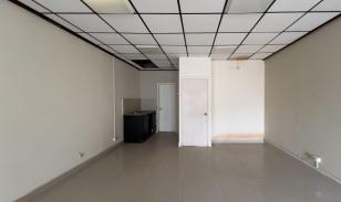 4 Oficinas en Manta, Edificio Banco Pichincha, Calle 11